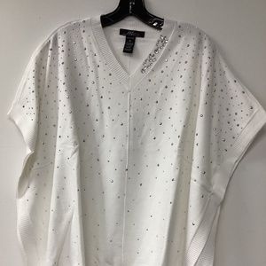 Beautiful studs beading V-neck poncho